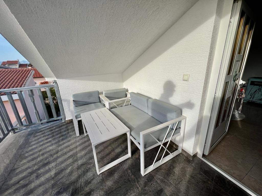 Apartmani Aneri Vir Rum bild