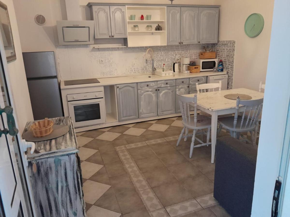 Apartmani Aneri Vir Exteriör bild